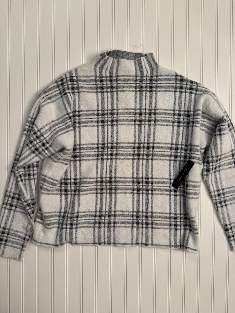 Plaid Mock Neck Women's Sweater - White & Gray